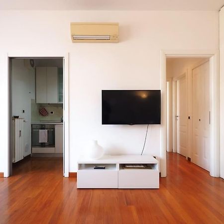Ampio Bilocale City Life - Mirable Pm มิลาน ภายนอก รูปภาพ