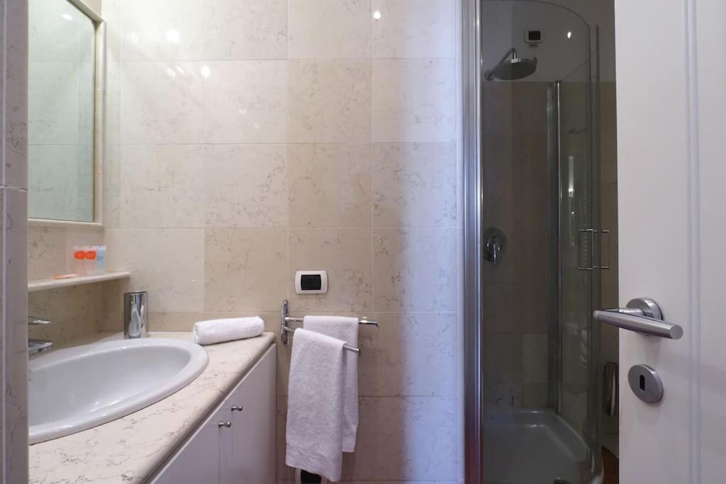 Ampio Bilocale City Life - Mirable Pm มิลาน ภายนอก รูปภาพ