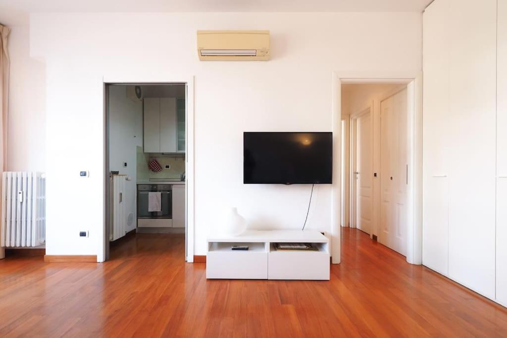 Ampio Bilocale City Life - Mirable Pm มิลาน ภายนอก รูปภาพ