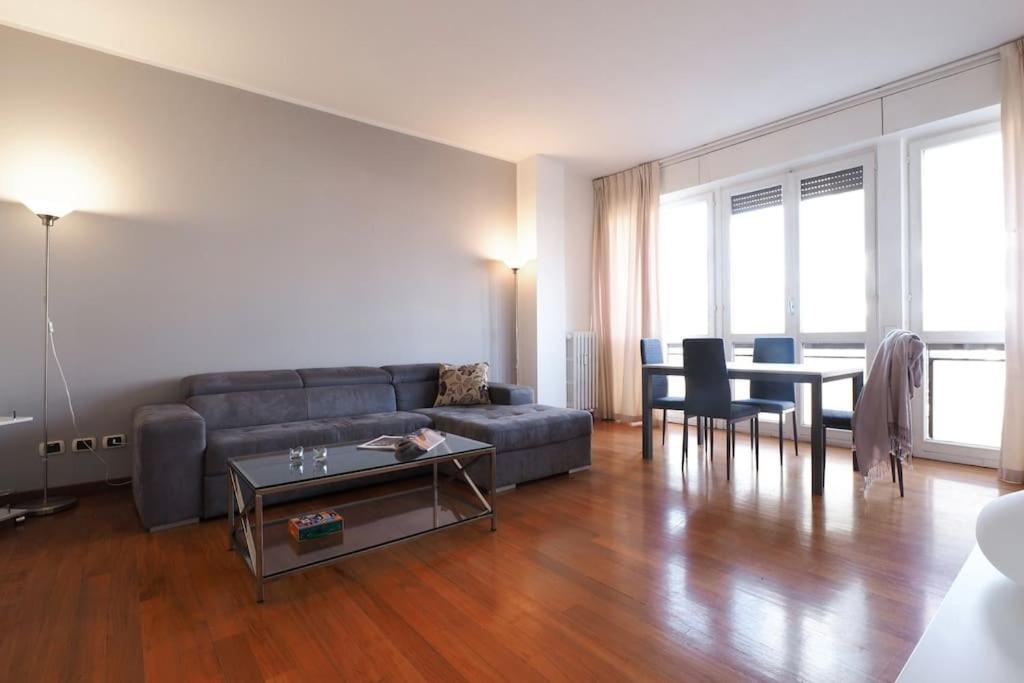 Ampio Bilocale City Life - Mirable Pm มิลาน ภายนอก รูปภาพ