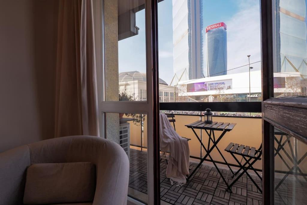 Ampio Bilocale City Life - Mirable Pm มิลาน ภายนอก รูปภาพ