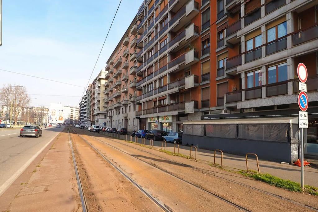 Ampio Bilocale City Life - Mirable Pm มิลาน ภายนอก รูปภาพ